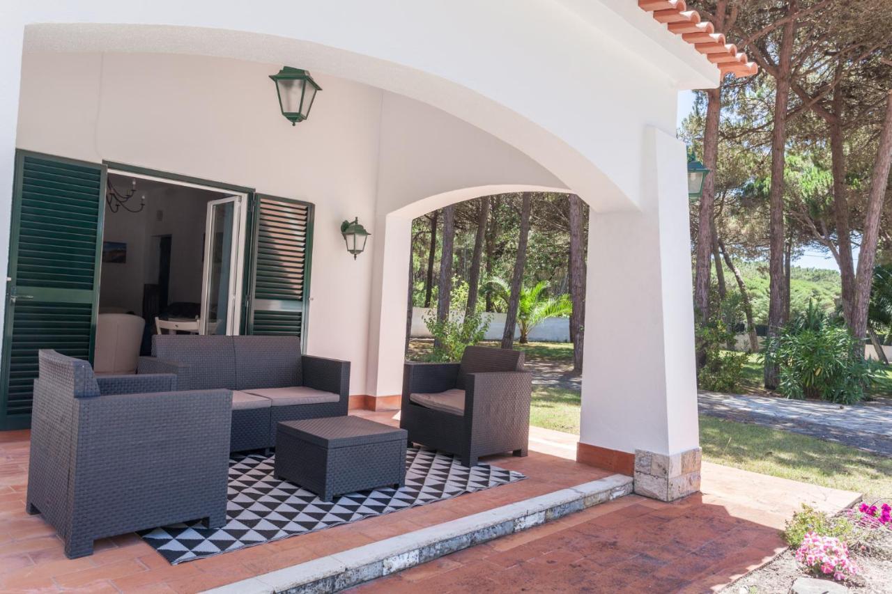 Ocean, Pines And Mountain - Renovated February 2025 - Ac Villa Colares Dış mekan fotoğraf